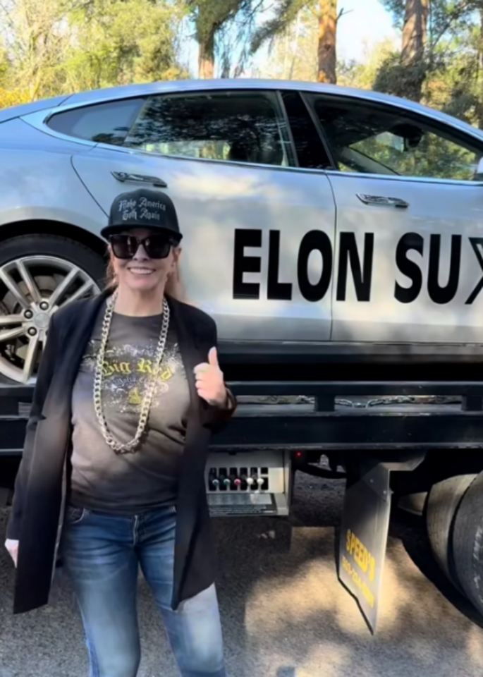 elon sux badly 
Keywords: Big tech mobsters,Dark money payola, Rare Earth Mines, New America Foundation Corruption, Obama, Obama Campaign Finance, Obama FEC violations, Palo Alto Mafia, Paypal Mafia, Pelosi Corruption, Political bribes, Political Insider,  Eric Schmidt Sex Penthou
